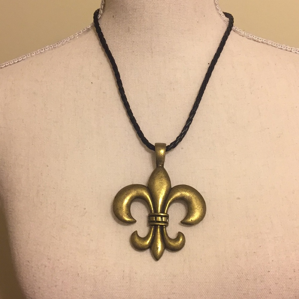 Lg. Brass Colored Fleur de Lis Pendent on Blk Cord